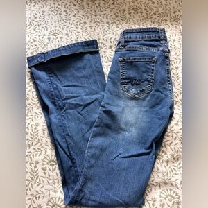 Cc western jeans 
Cowgirl couture
Size 26
Length 34